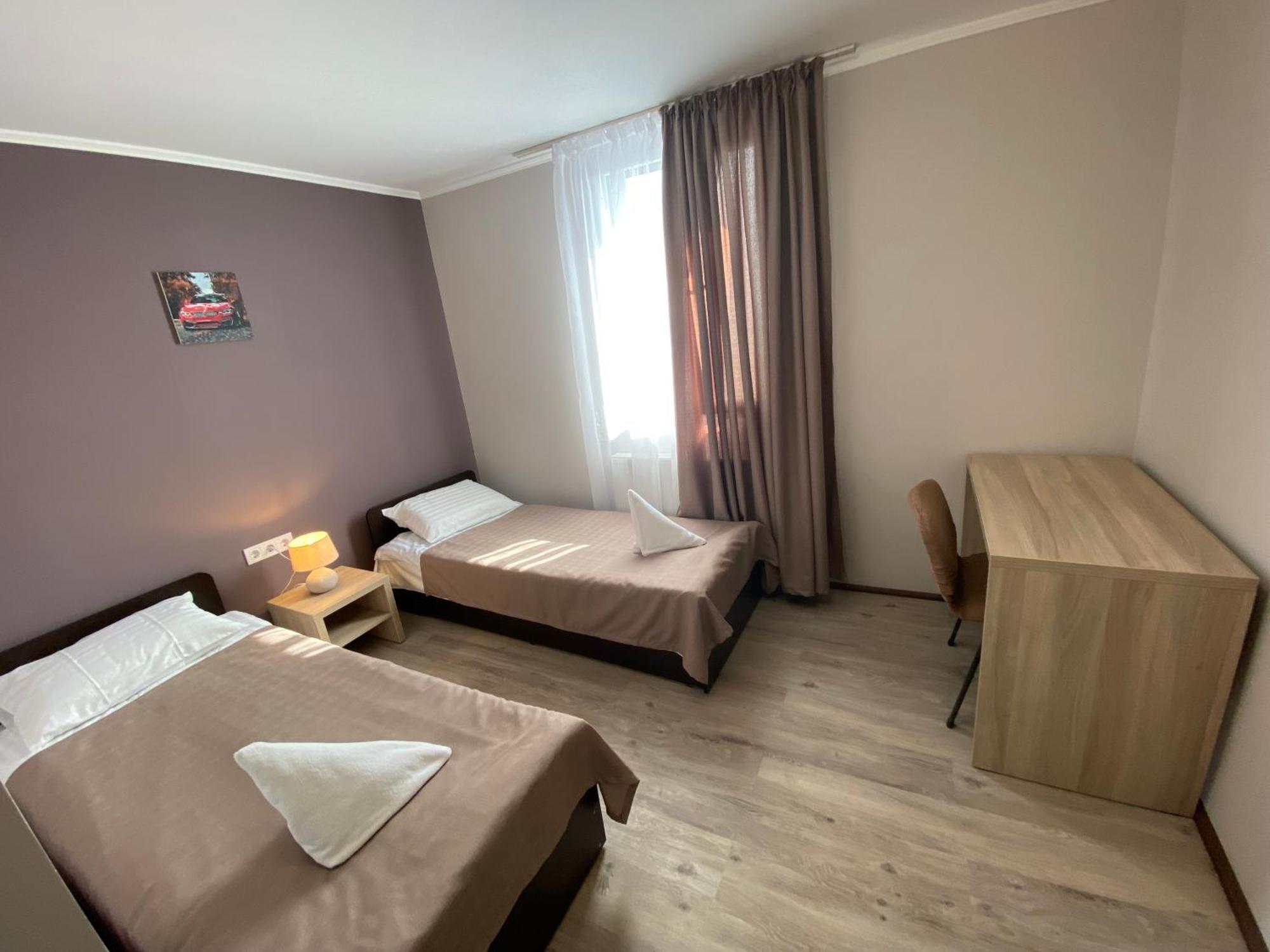 Autopark Hotel 利沃夫 外观 照片